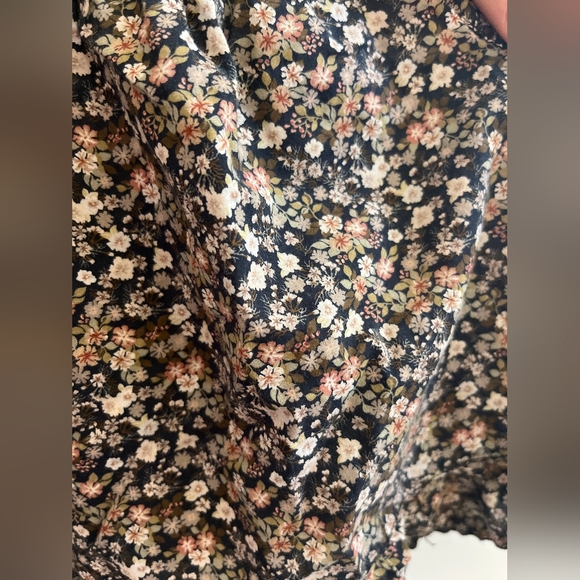 Jamie Kay Black and White Floral Shirt Bummies Set - Picture 5 of 5